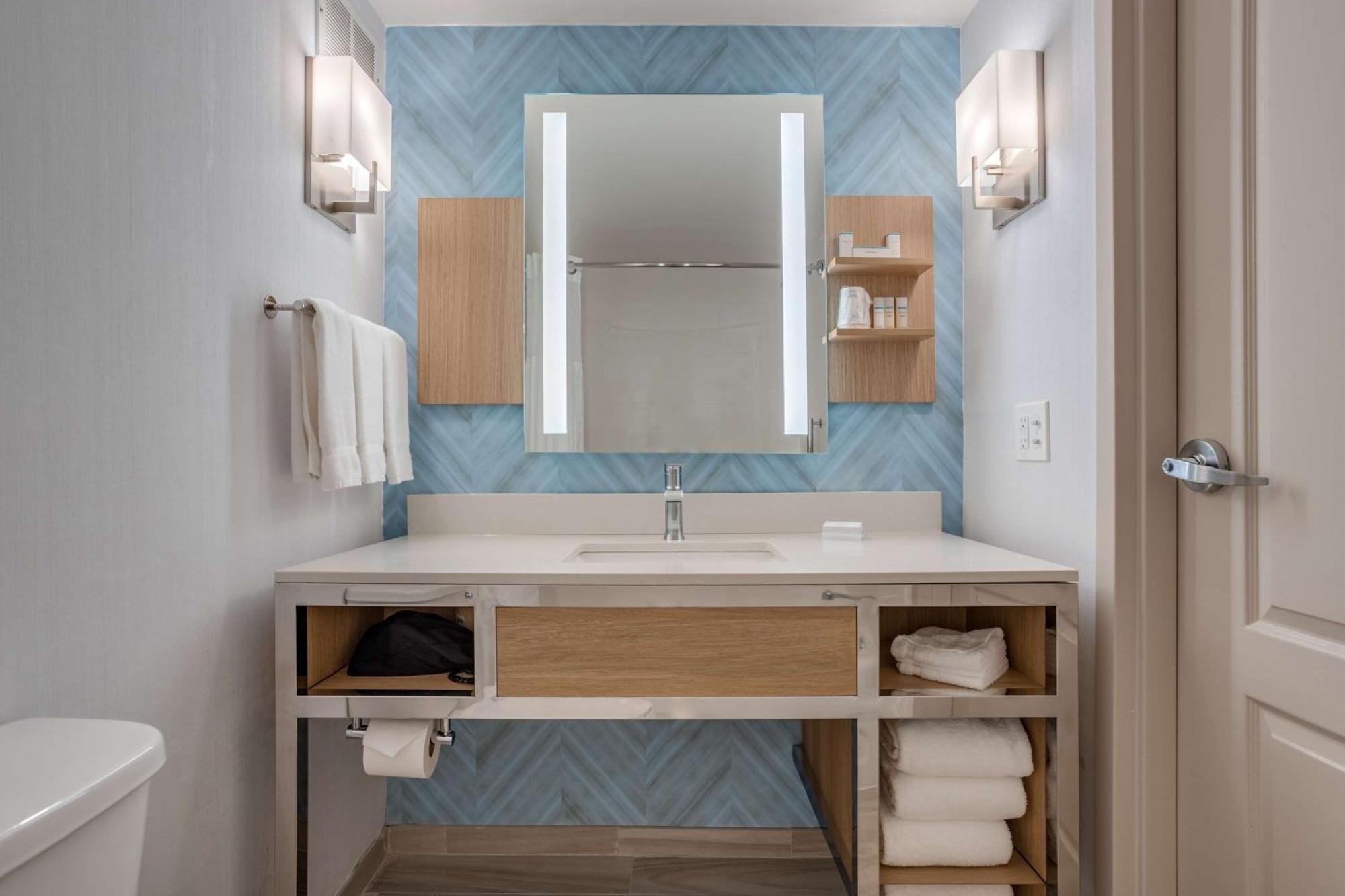 Hilton Garden Inn Cincinnati/Sharonville Dış mekan fotoğraf